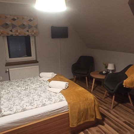 Dom Na Klonowym Wzgorzu Bed & Breakfast Stronie Śląskie Dış mekan fotoğraf