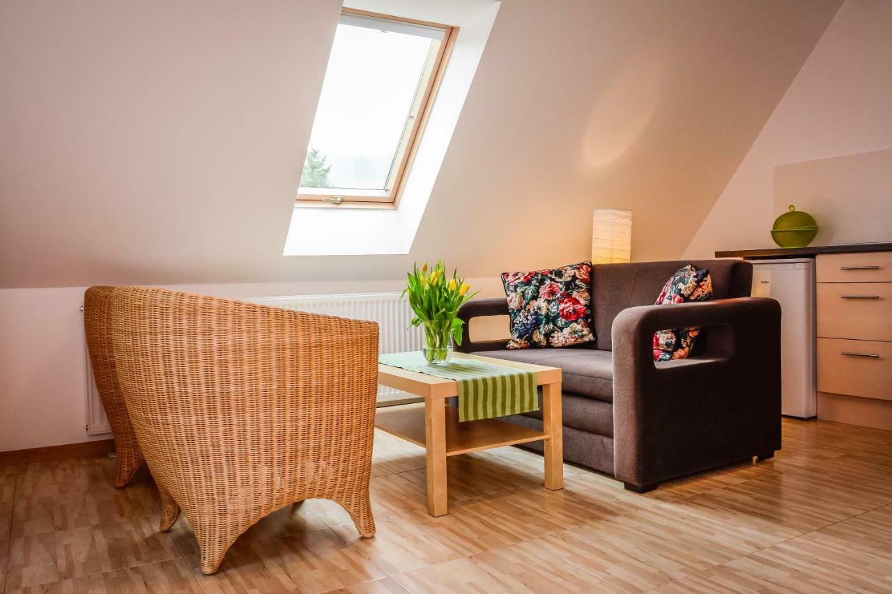 Dom Na Klonowym Wzgorzu Bed & Breakfast Stronie Śląskie Oda fotoğraf