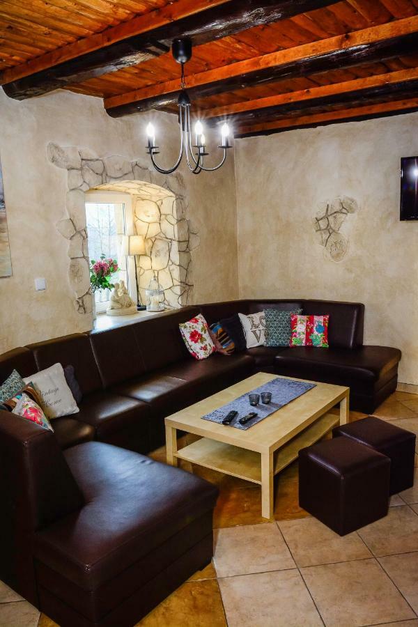 Dom Na Klonowym Wzgorzu Bed & Breakfast Stronie Śląskie Dış mekan fotoğraf